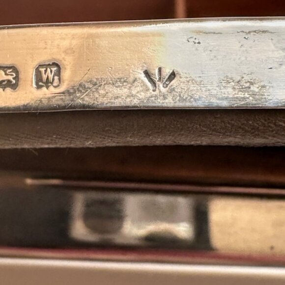 Antique Hallmarked Sterling Silver Oval Picture Frame - Picture 3 of 8